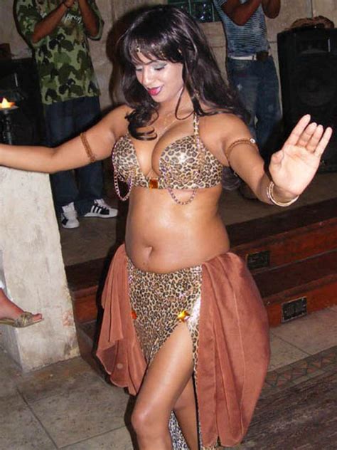 hot sexy indian pakistani arab girls pics wallpapers sexy dubai arab girls belly dancer spicy pics
