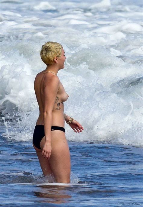 miley cyrus nude pics 2018