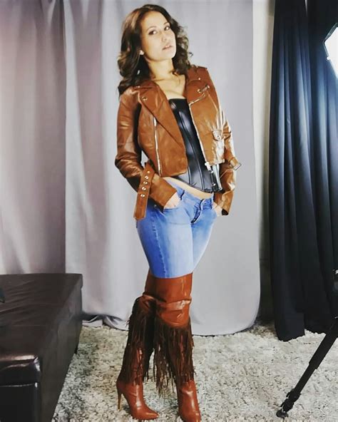 pin by r fella on brown sugar in 2019 jeans boots boots slouchy boots