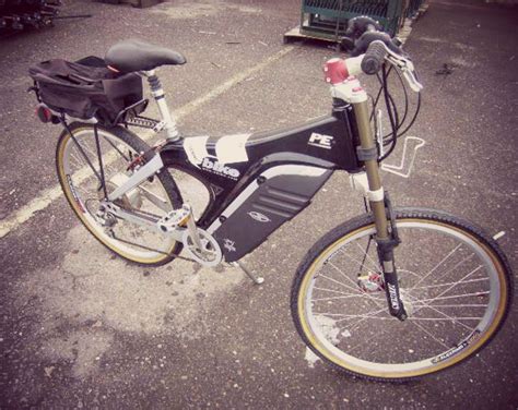 cruising   electric power bike    volt  bike   horn bottle holder