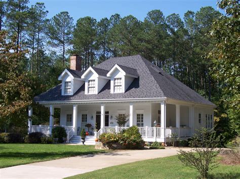 plan tr adorable southern home plan southern house plans southern style homes house