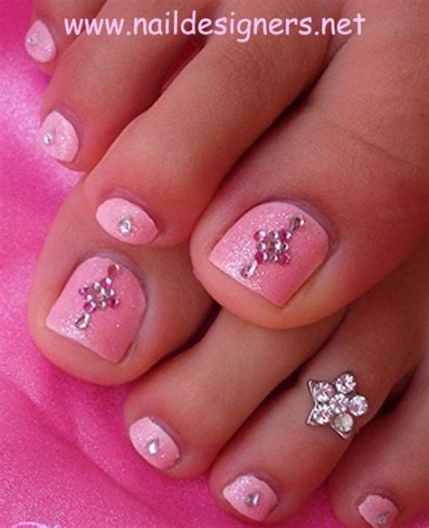60 Cute And Pretty Toe Nail Art Designs Styletic