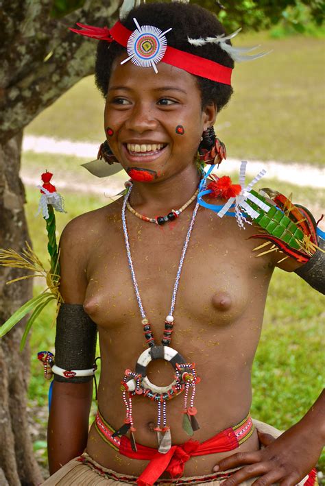 nude tribe papua new guinea