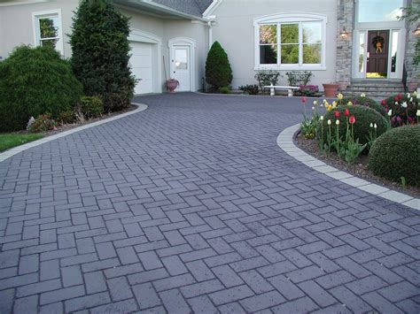 cost    driveway   uk  decorative