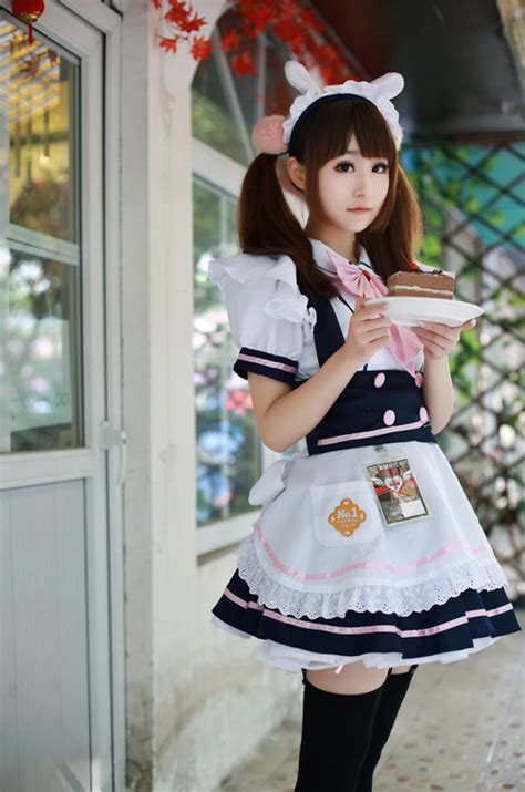 explorando o japão maid cafes maid outfit maid