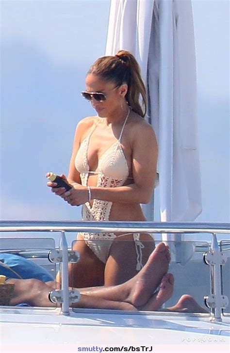 Jennifer Lopez Bikini Cameltoe