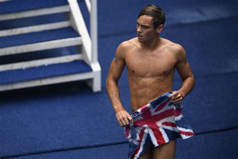 Olympic Diver Tom Daley Hospital Selfie Reveal Just Days