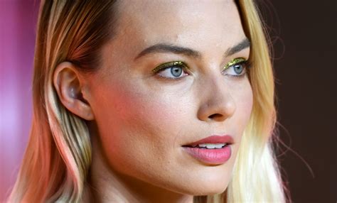 Margot Robbie’s Twitter Goes Dark Says ‘ciao’ To Social New York