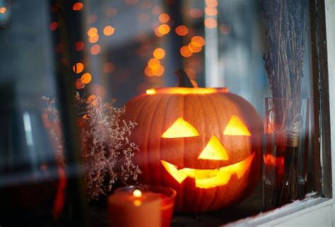 why is halloween celebrated on oct 31 there s a lot of history behind