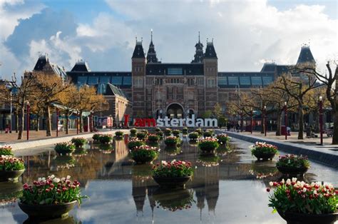 great tips  visiting amsterdam acsi eurocampings blog