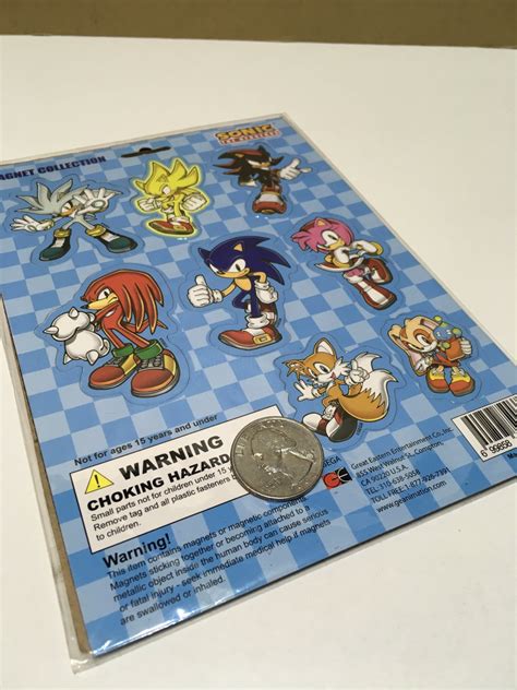 Sonic The Hedgehog Magnet Set Collectible Sega Super Sonic Amy Tails