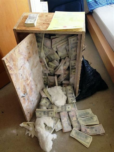 Pictured £5 Million Cash Found Stashed In London Flat By Television