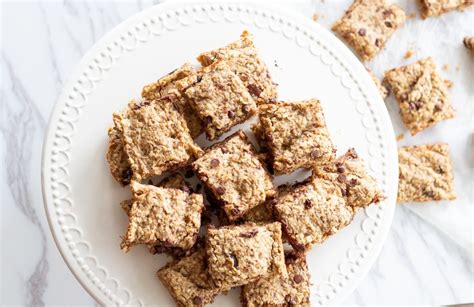 chocolate chip banana oat bars vegan and gluten free