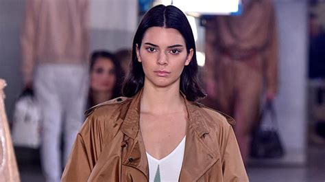 kendall jenner flashes her butt cheeks in shortest shorts imaginable