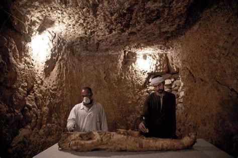 Egypt Announces Discovery Of 3 500 Year Old Tombs In Luxor