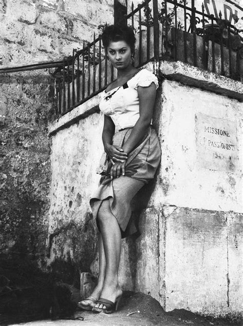 1000 Images About Sophia Loren On Pinterest Dolphins