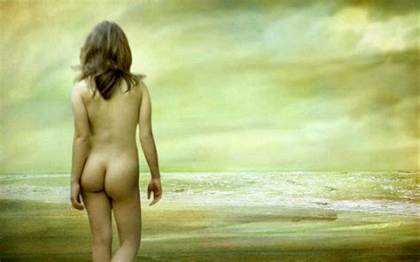 1 babe on the beach in gallery wallpaper 1680x1050 my naked desktop picture 1 uploaded by