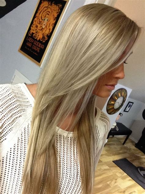 brown hair with blonde foils mature lesbian