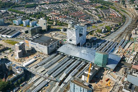 aerial view  construction    central station area utrecht  netherlands