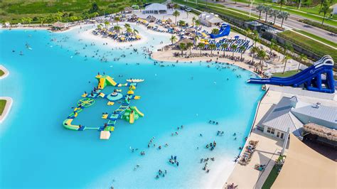 crystal lagoons resorts  florida facts   beach lined resorts