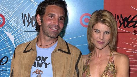 Strange Things About Lori Loughlin S Marriage