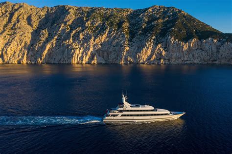 va bene yacht charter details kees cornelissen charterworld luxury superyachts