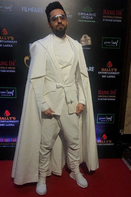Best Dressed Celebrities At The Filmfare Glamour And Style