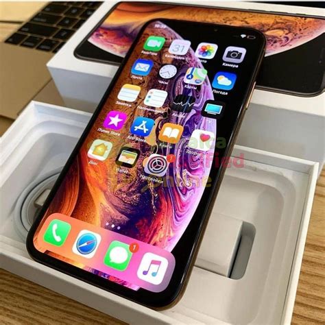 apple iphone xs max gb  sale  kingston kingston st andrew phones