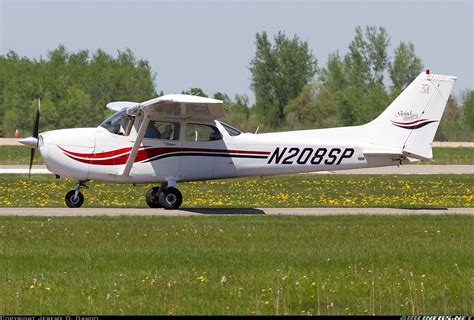 cessna  skyhawk sp untitled aviation photo  airlinersnet