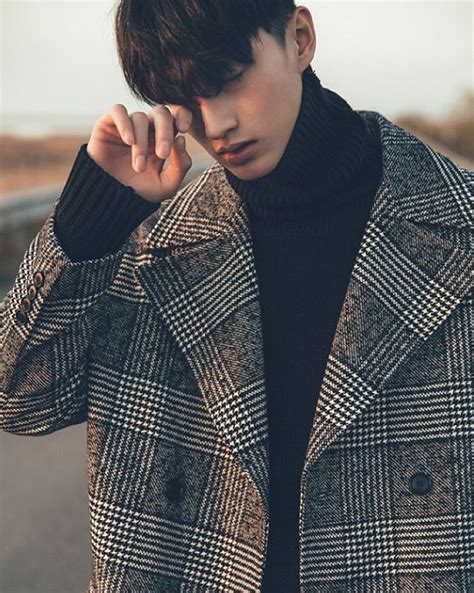 This Korean Male Model Is Seriously Attractive Random