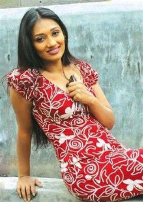 sri lankan actress upeksha swarnamali