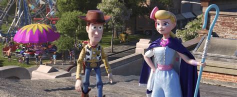 video new toy story 4 super bowl liii ad takes the toys