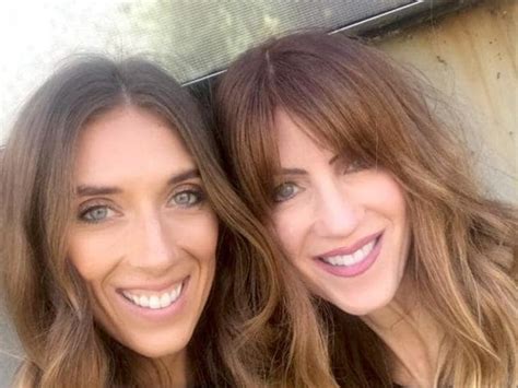 Mum 40 Constantly Mistaken For 21 Year Old Daughter’s Sister Photo