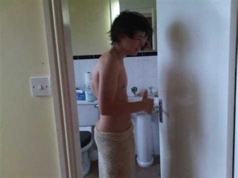 flirty harry ur smile makes the whole room light up and my heart taking a shower 100 real