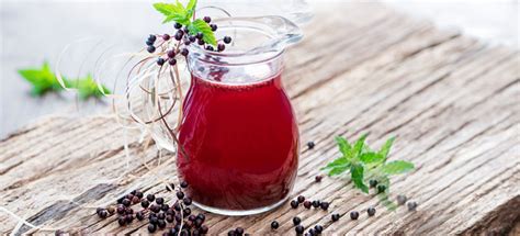 the health benefits of elderberry and its nutritional
