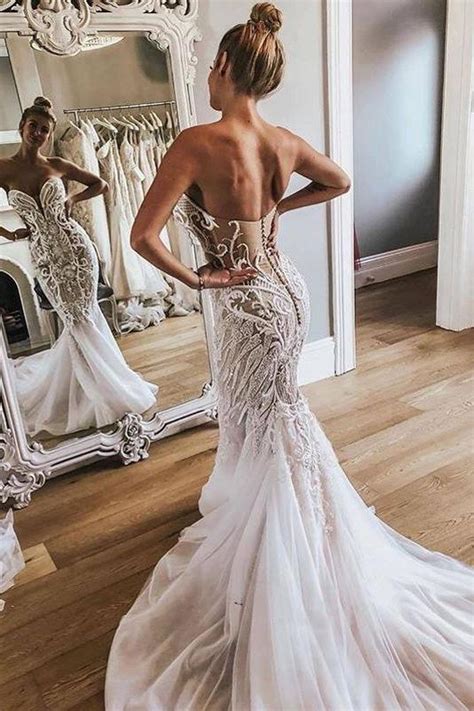 Gorgeous Strapless Tulle Mermaid Wedding Dress Long Bridal Dress With