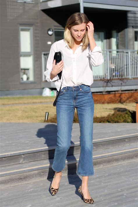 spring denim trends cropped flares     jeans   glamour