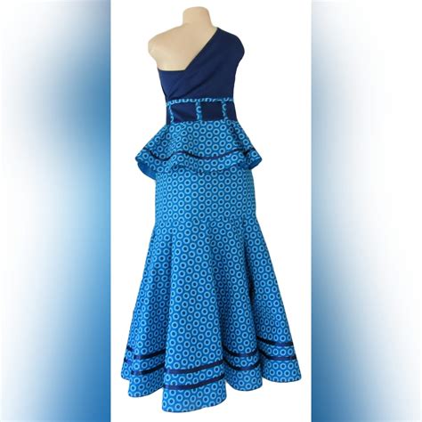 blue shwehswe modern traditional dress marisela veludo fashion designer