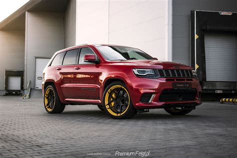 jeep grand cherokee srt trackhawk red  bc forged hts aftermarket