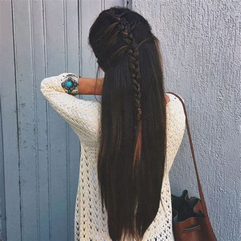 Красивый аватар для девушек с длинными волосами — Rus