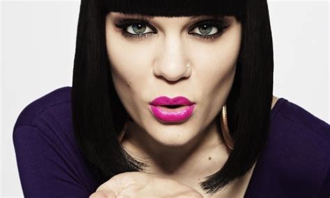 Talk About Talented Check Out Jessie J’s “special Ability ” Kontrol