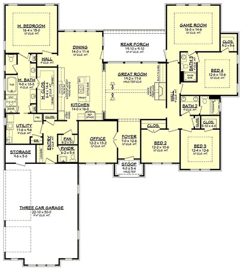 texas ranch style home floor plan   sq ft  beds  baths    car garage floor