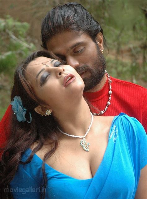 Thappu Tamil Movie Hot Stills Tappu Movie Photo Gallery