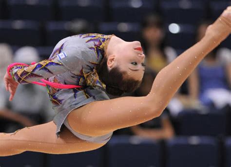 amazing flexible female gymnasts