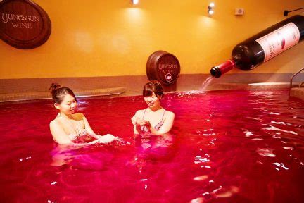 spa resort  japan takes baths    level