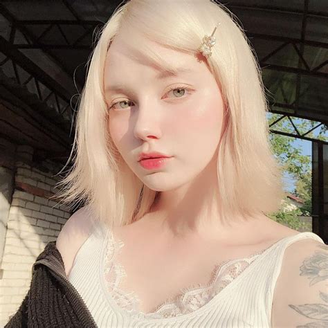 time  hearts  mend   albino girl beauty