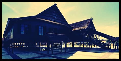 Rumah adat Suku Seram, Maluku, rumah adat sulawesi selatan nama gambar penjelasan