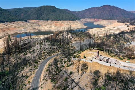lake oroville shows  shocking face  californias drought kqed