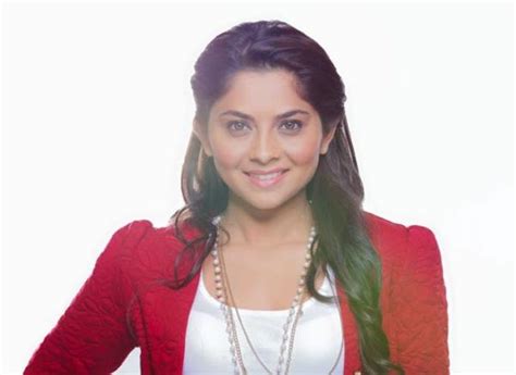 Sonalee Kulkarni Hot Stills Veethi