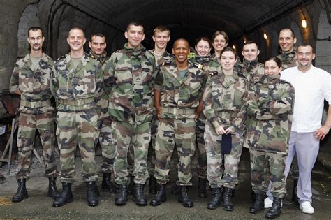 les périodes militaires d initiation au sein de l armée de terre